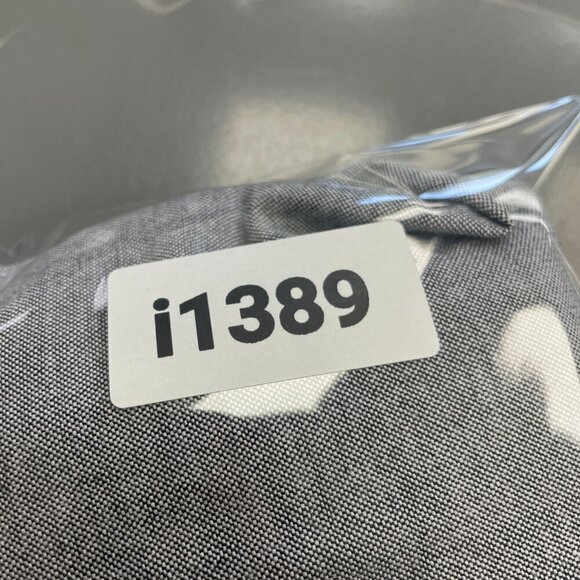 NEW Gap Men's XL Long Sleeve Oxford Button Down Shirt Gray 98% Cotton - Picture 8 of 8